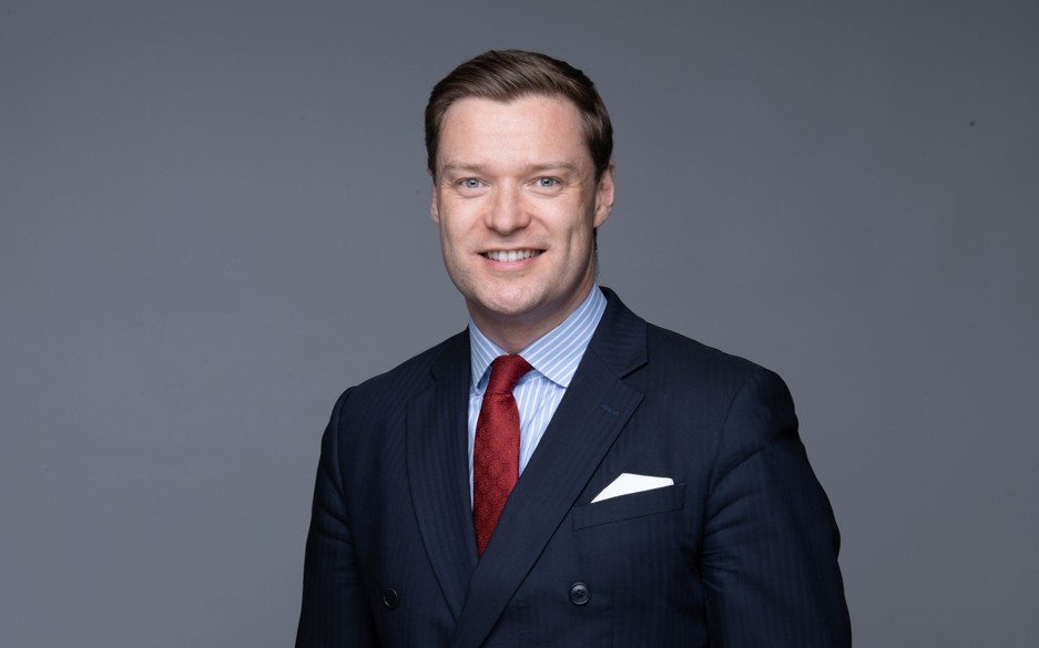 كريستوفەر كەمپبەلل-حولت: حالىقارالىق قارجى ورتالىعىنىڭ بەدەلى ارتىپ كەلەدى