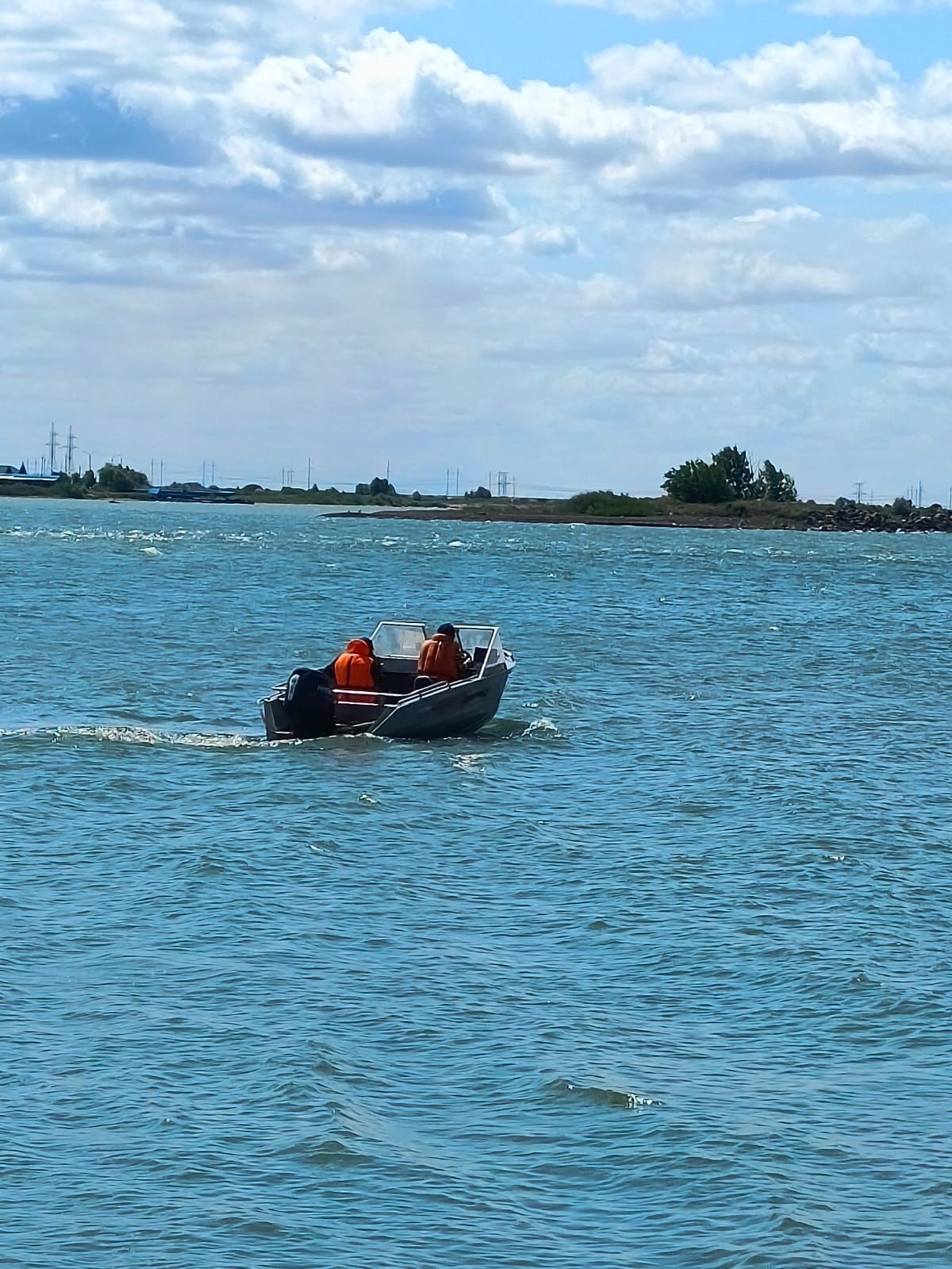 ەكىباستۇزدىڭ شانداقسور كولىندە 2009 جىلعى بالا سۋعا باتىپ كەتتى