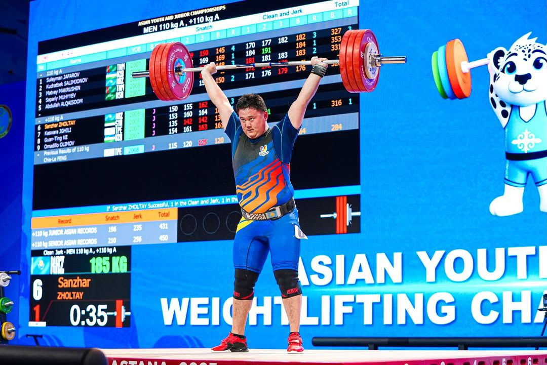 ماتۆەي ماكرۋشين ازيا چەمپيوناتىندا كۇمىس مەدال جەڭىپ الدى