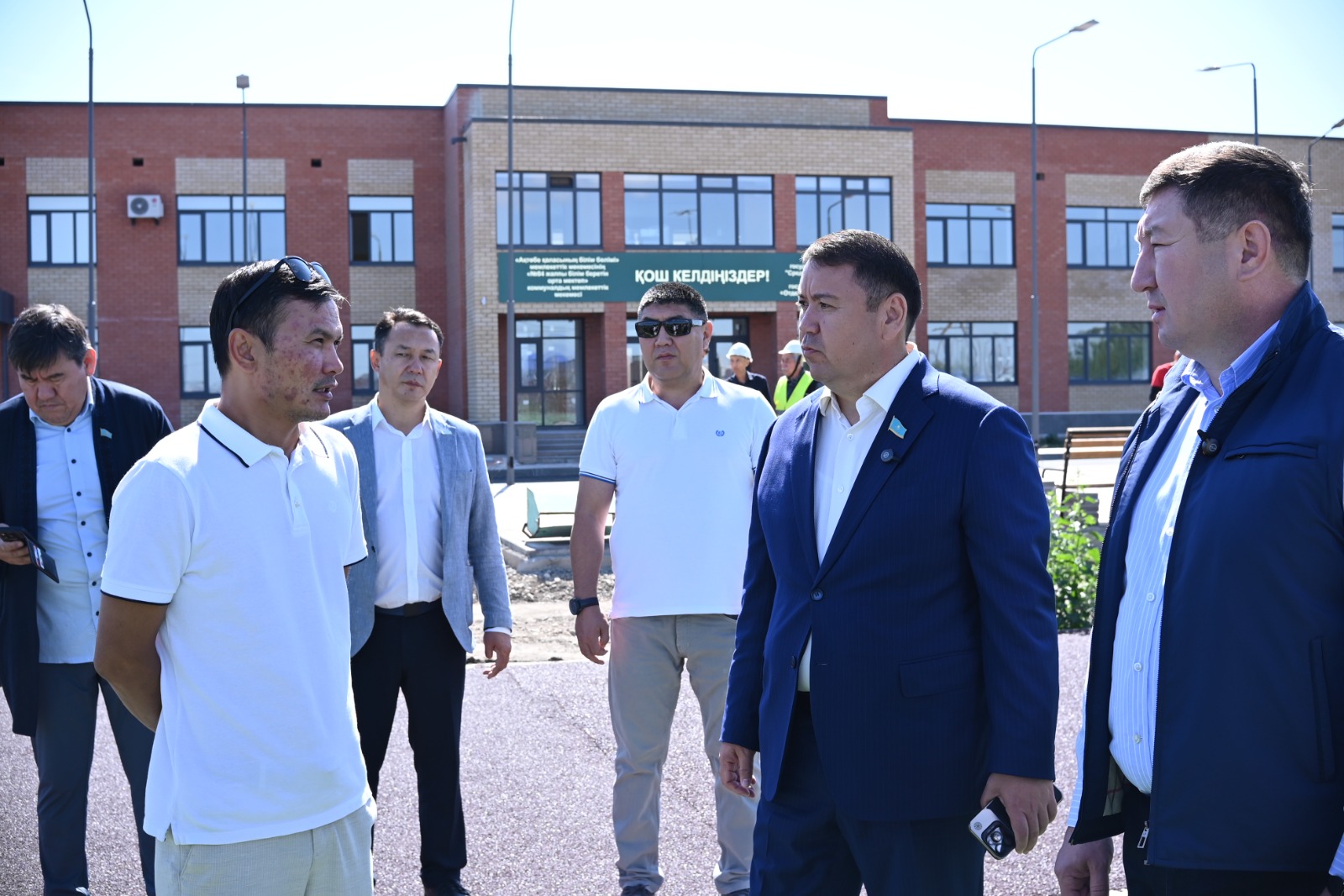 وزەكتى ماسەلەلەرگە دەن قويدى