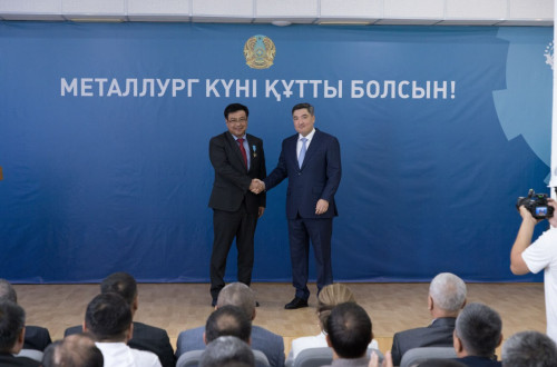 مەتاللۋرگتەر ماراپاتتالدى