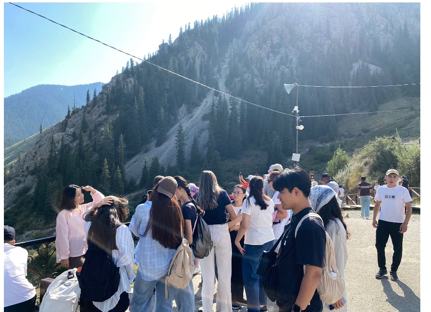 كولسايعا ساياحات: جەتىسۋلىق بالالار ءۇشىن تانىمدىق ەكسكۋرسيا ۇيىمداستىرىلدى