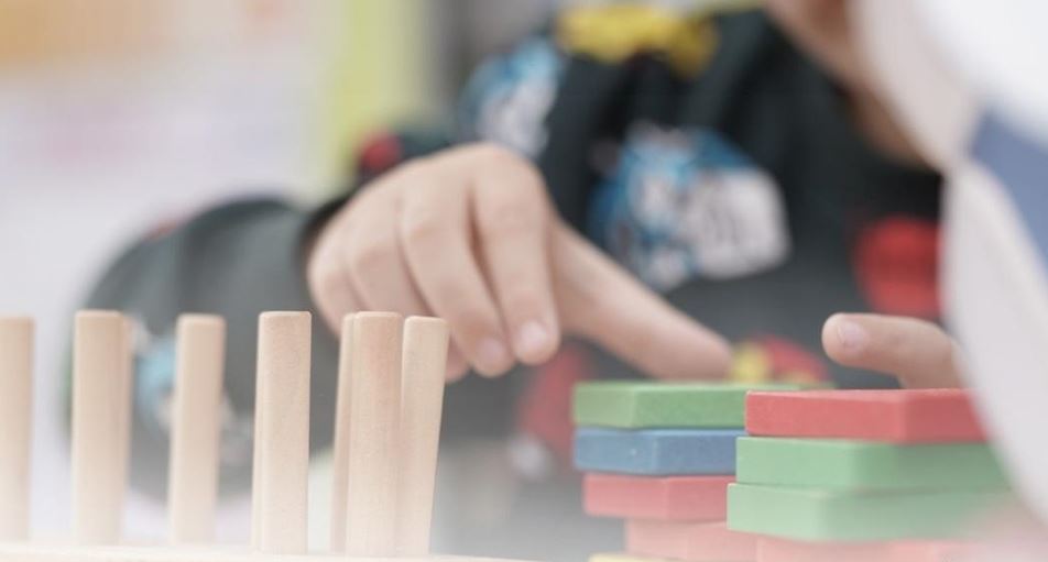 بيىل 172 مەكتەپكە دەيىنگى ۇيىم اشىلعان