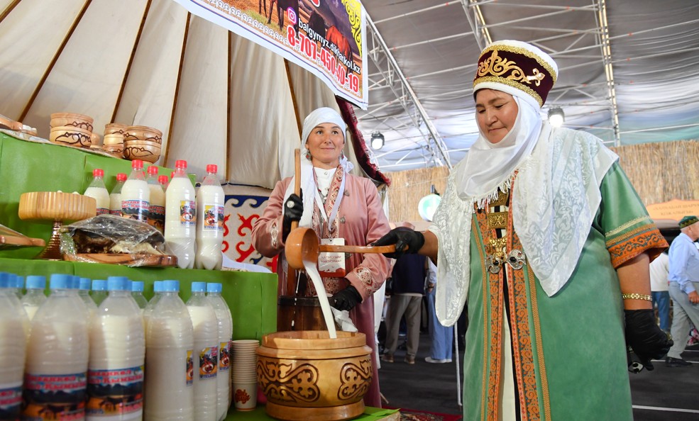 قىمىز –  ۇلى دالا قۇندىلىعى