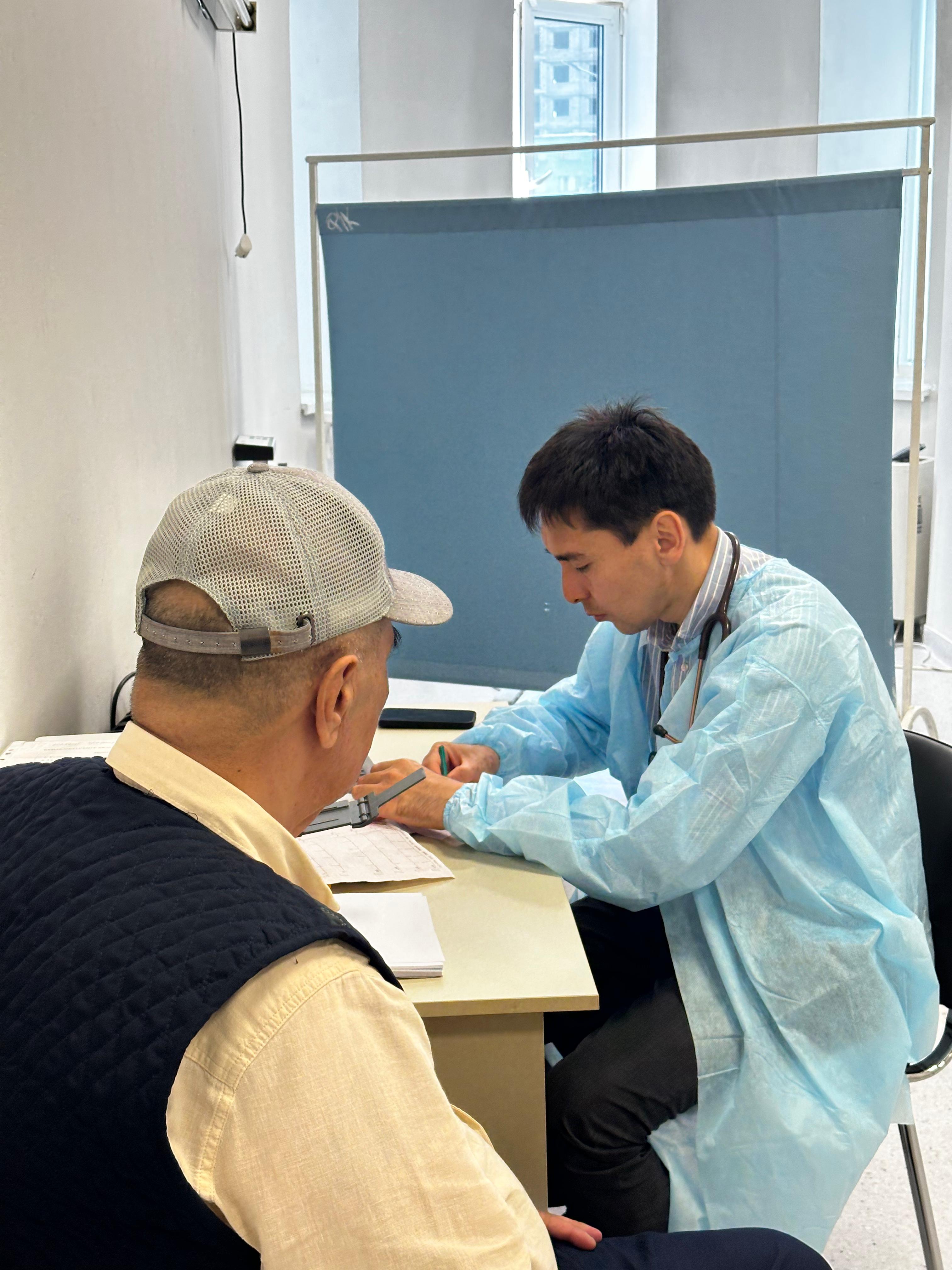 «بولاشاق» تۇلەكتەرى ەلگە قىزمەت ەتىپ ءجۇر