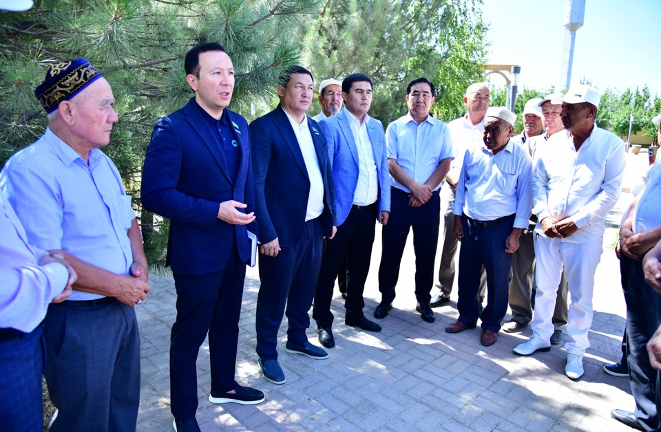 بايىپتى باستامالارمەن تانىستى