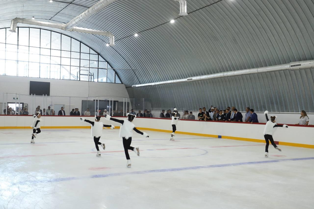 جاڭاوزەندەگى تۇڭعىش مۇزايدىنى كەشەنى