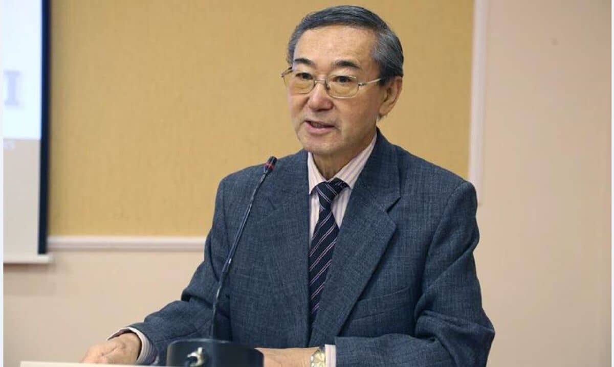 ەل تاريحىن تەرەڭدەتكەن عالىم