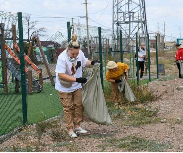 سەنبىلىككە 30 مىڭعا جۋىق ادام قاتىستى