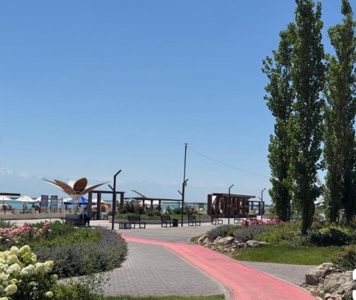 ەكى ايدا 1,5 ميللوننان استام ادام كەلدى