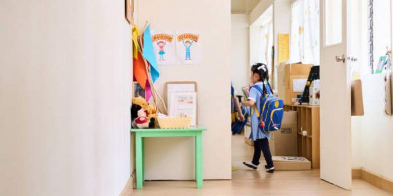 اتىراۋداعى بالاباقشادا بالانىڭ قولى سىنىپ, ميى شايقالعان