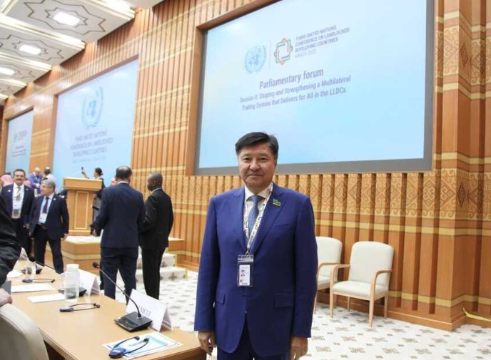 حالىقارالىق ارىپتەستىك