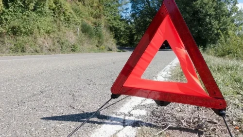 الماتىدا قوعامدىق اۆتوبۋس ايەلدى قاعىپ كەتكەن