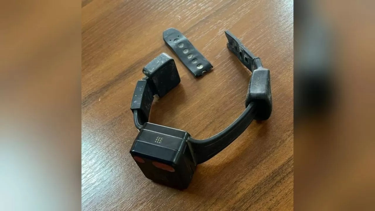 قىزىلوردادا ەلەكتروندى بىلەزىگىن ءۇزىپ تاستاعان سوتتالعان تۇزەۋ مەكەمەسىنە قامالدى