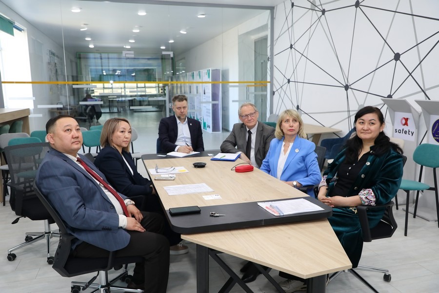 وسكەمەندە اەس ماماندارى دايارلانادى