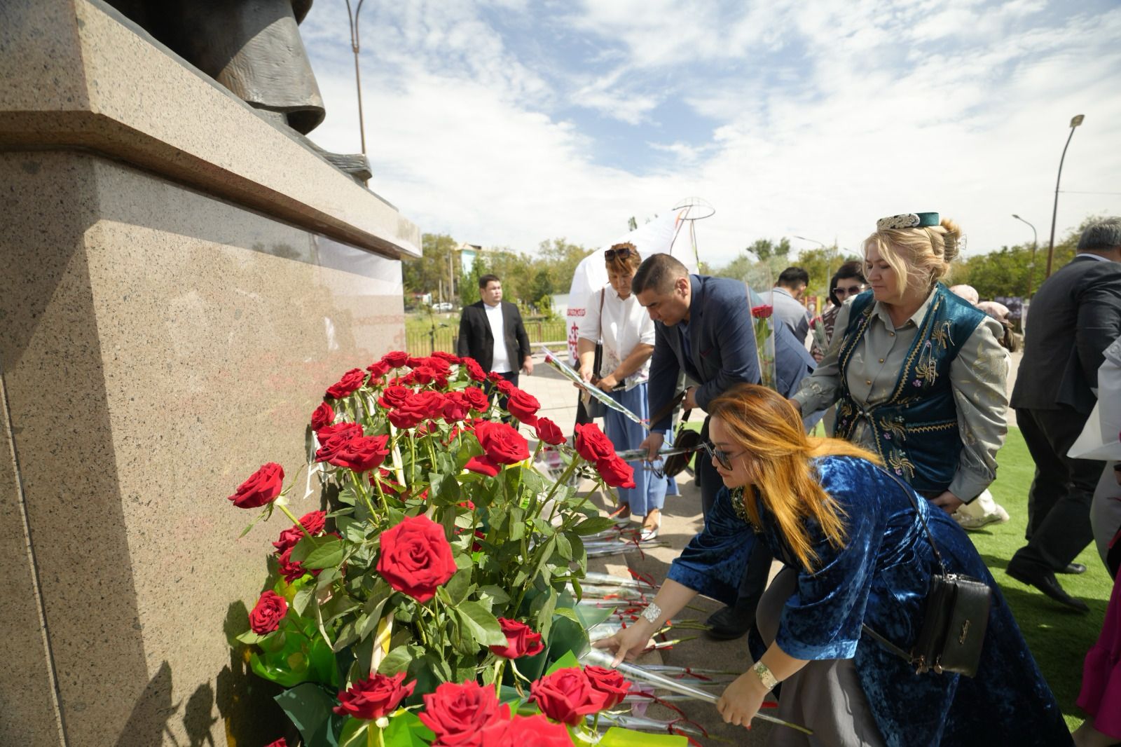  ۇلىتاۋلىقتار  ۇلى ويشىل رۋحىنا تاعزىم ەتتى