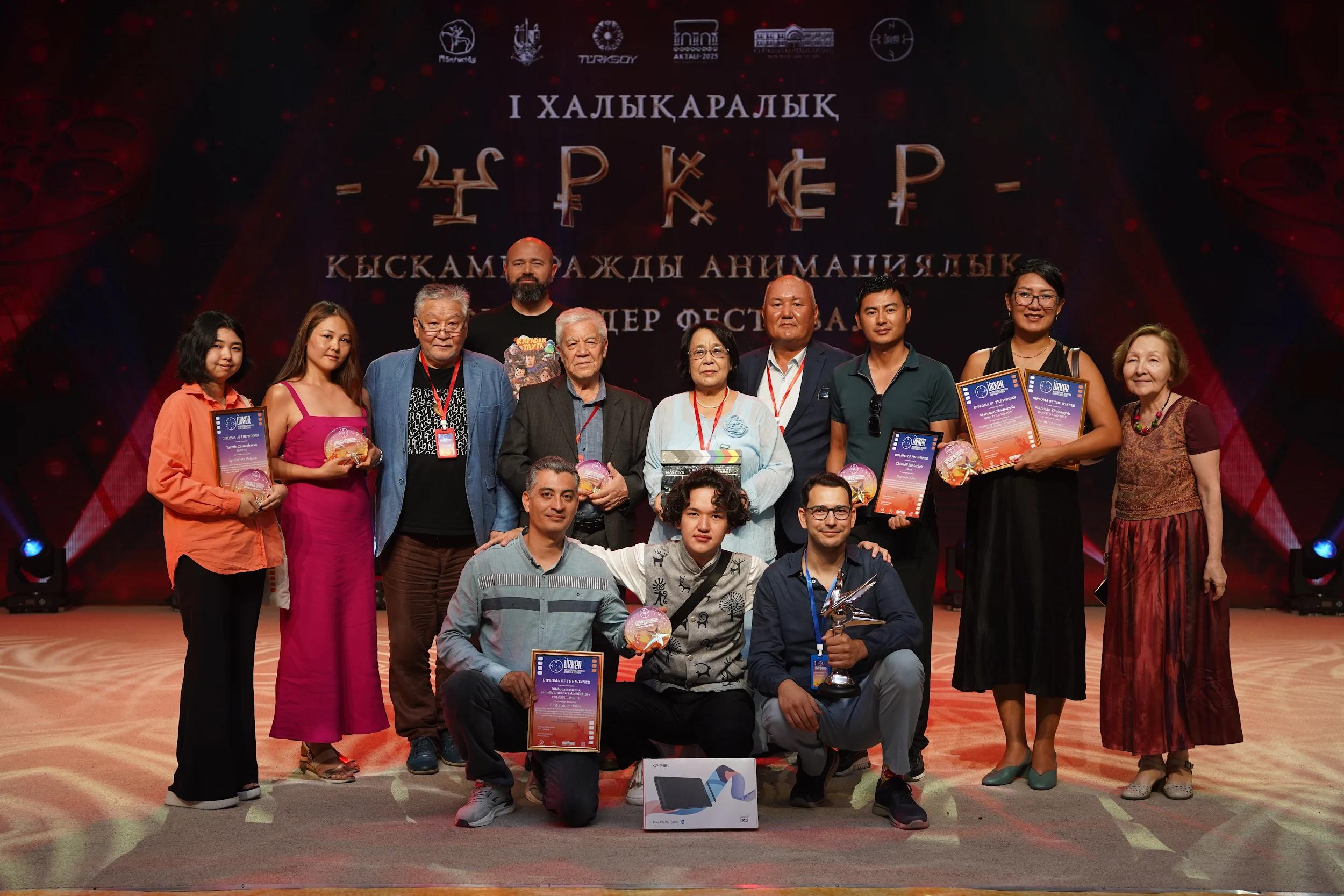 ارعىقازاق مۇراسىن زەردەلەگەن