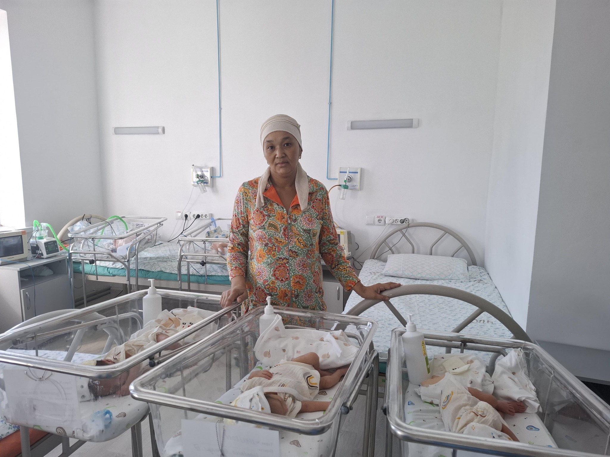 تۇركىستاندا 8 بالانىڭ اناسى دۇنيەگە ۇشەم اكەلدى