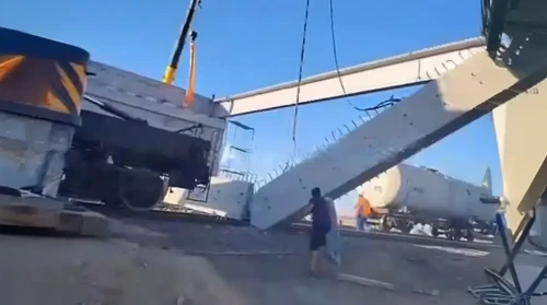 ساياق ستانتسياسىندا بالكا سىنىپ, جۇمىسشىلاردىڭ ۇستىنە قۇلاعان