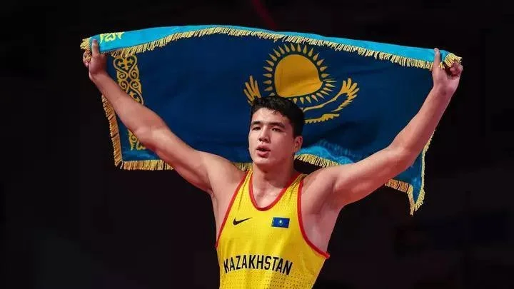 قازاق بالۋانى ەركىن كۇرەستەن الەم چەمپيوناتىندا التىن جۇلدە الدى