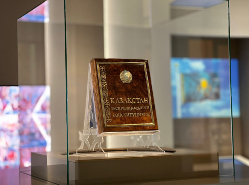 كونستيتۋتسيانىڭ تۇپنۇسقاسى قايدا ساقتالعان