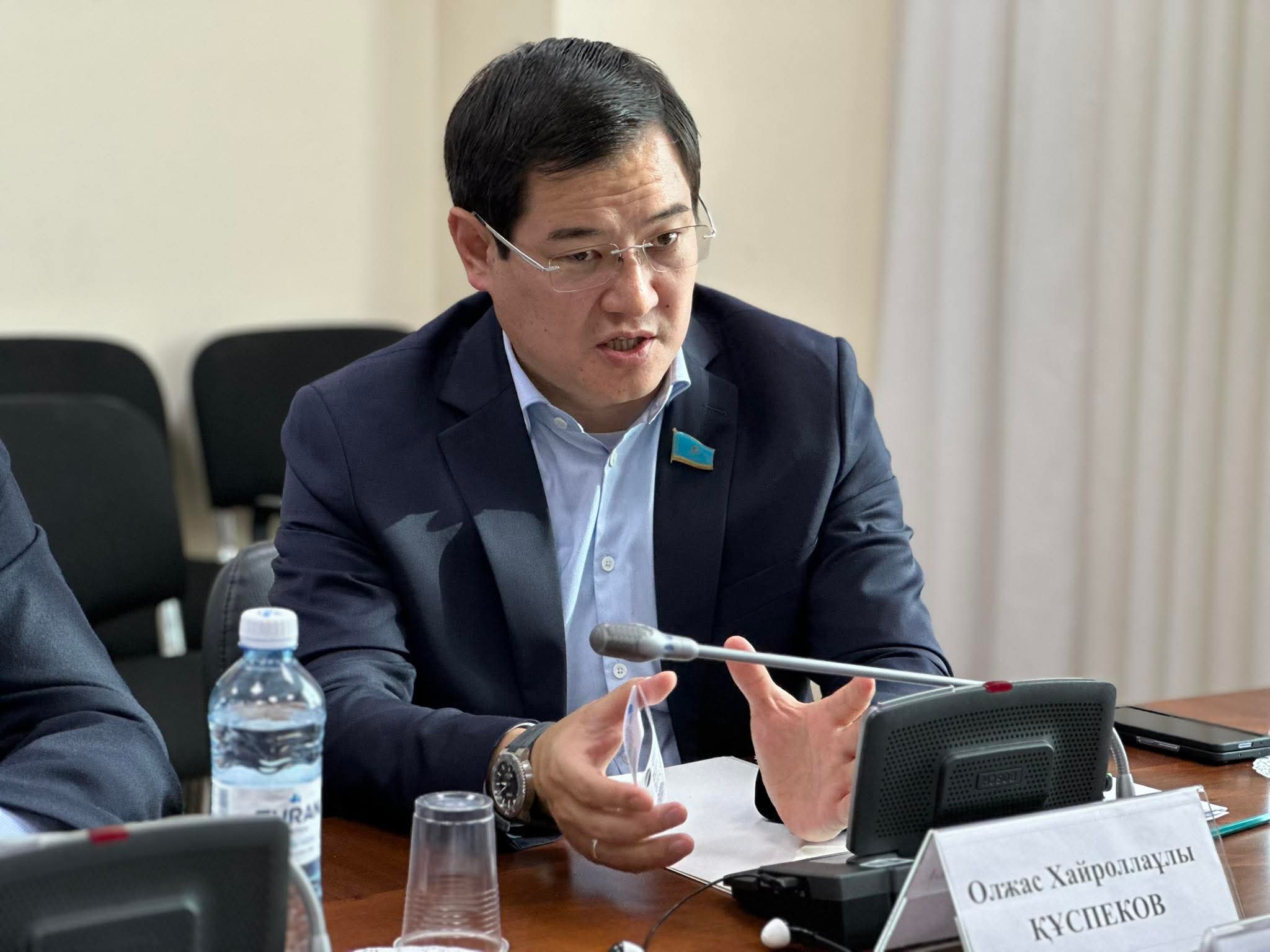 اسكەريلەرگە بولىنەتىن قاراجات – ەڭ الدىمەن ادامعا باعىتتالۋى ءتيىس