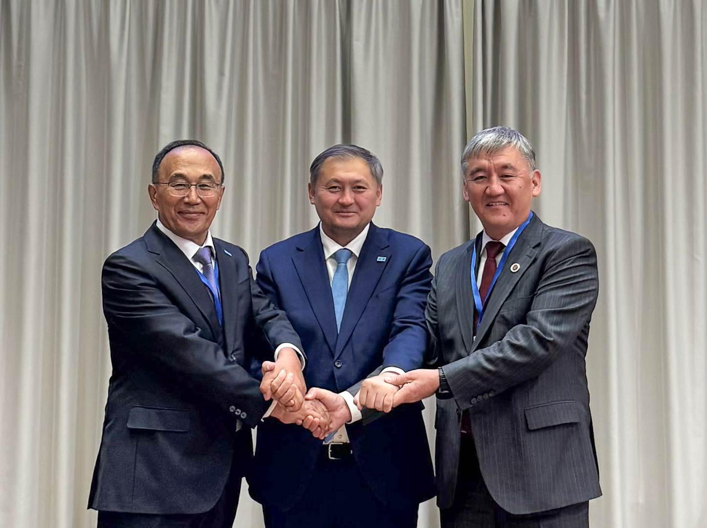 ماناس ەلىندە ەۇۋ فيليالى اشىلدى