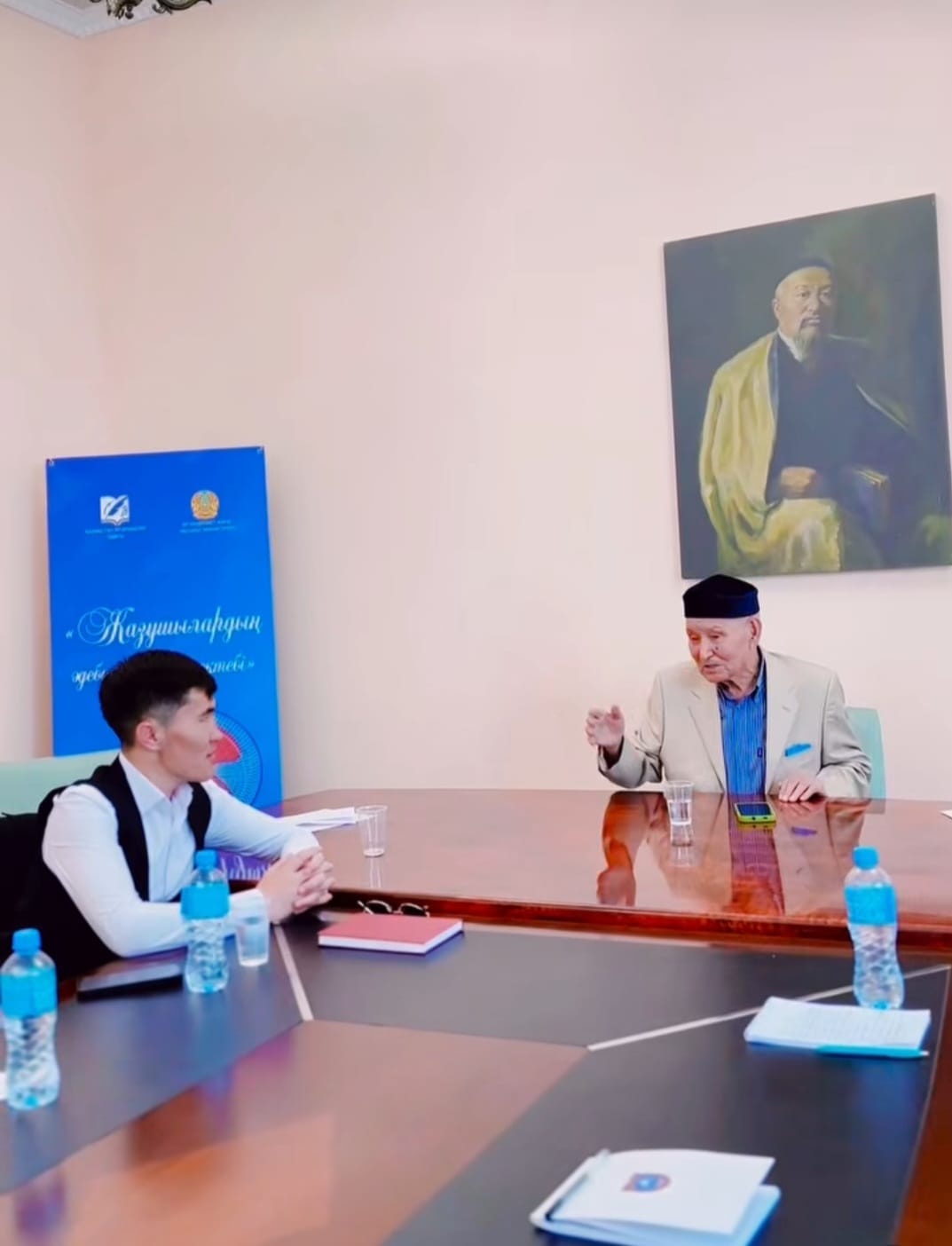 جاس ادەبيەتشىلەردىڭ شەبەرلىك مەكتەبى وتۋدە