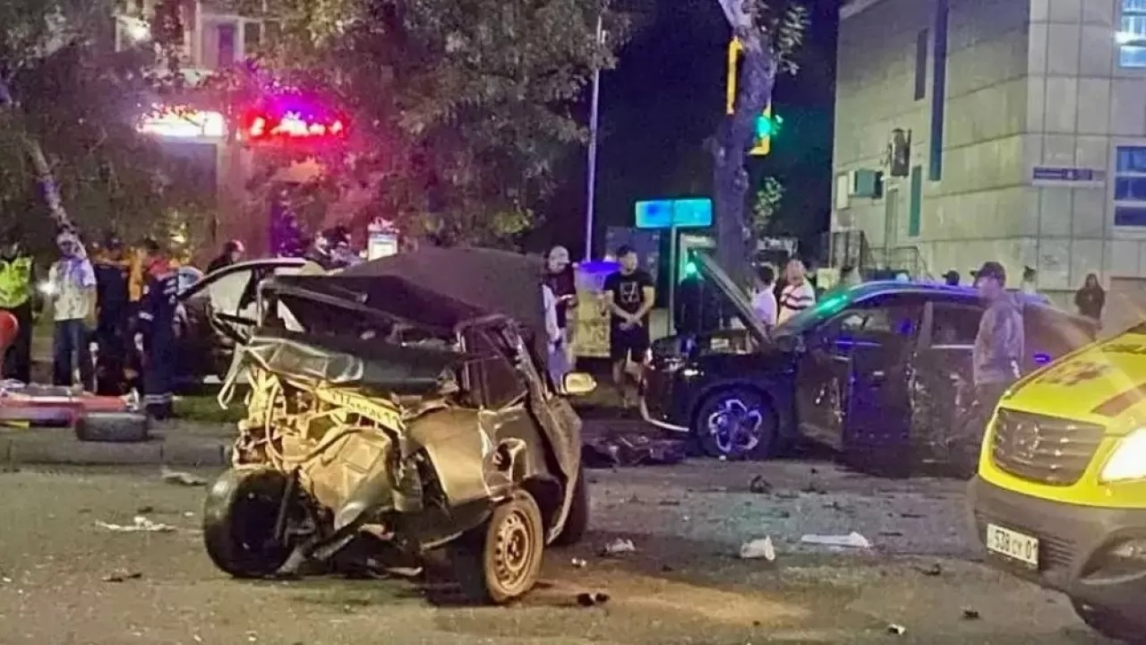 استانادا ۇرلانعان كولىكپەن جۇرگەن جىگىت اپاتقا سەبەپكەر بولدى