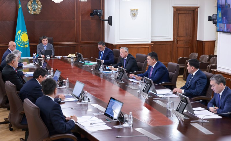 ۇكىمەتتە الداعى ءۇش جىلدىق بيۋدجەتتىڭ جوباسى قارالدى