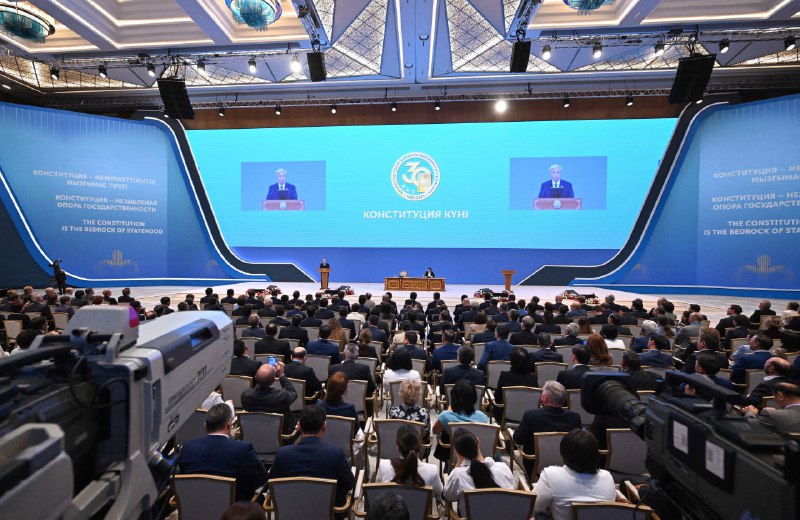«مەملەكەتتىك بيلىكتىڭ بىردەن-ءبىر باستاۋى - حالىق» دەگەن كونستيتۋتسيا بابى ناقتى جۇزەگە اسىرىلدى