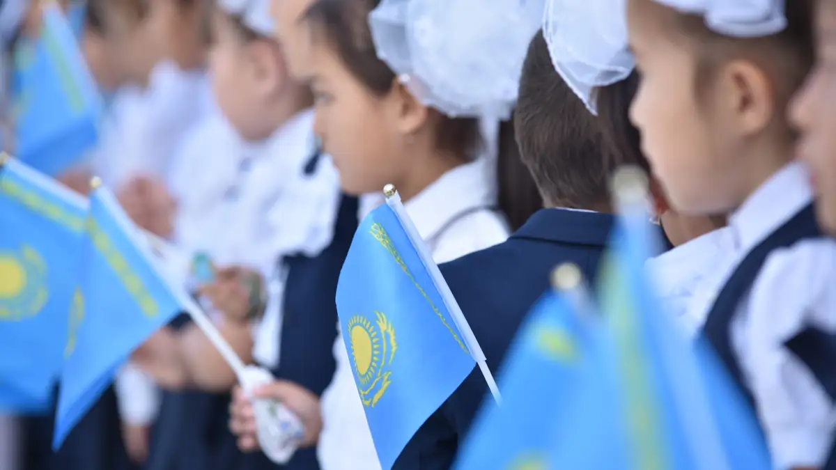 قازاق سىنىبىن تاڭداعاندار وزادى