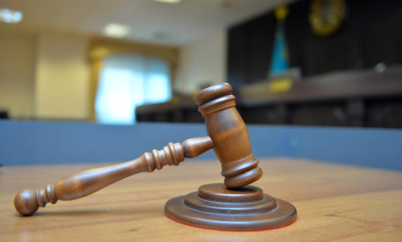 پاۆلوداردا سوت ورىنداۋشىلارى كوپبالالالى انانىڭ باسپاناعا دەپ جيناعان اقشاسىن الىپ قويماقشى بولعان