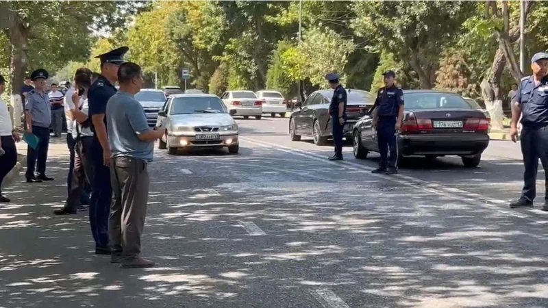 شىمكەنتتە پوليتسيا قىزمەتكەرى قاعىپ كەتكەن ايەل كوز جۇمدى