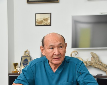 سەرىك اقشولاقوۆ: نەيروحيرۋرگيانىڭ يننوۆاتسيالىق ءورىسى كەڭەيىپ كەلەدى