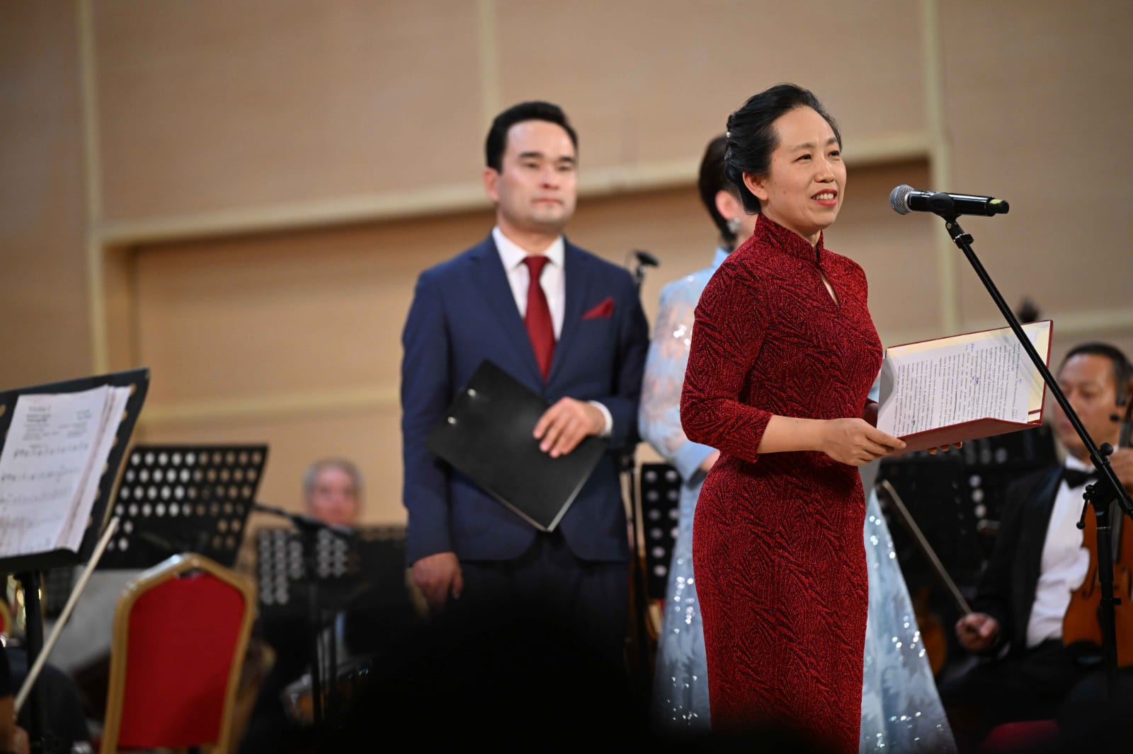 قىتايدىڭ ايگىلى كومپوزيتورى سيان سينحايدىڭ قۇرمەتىنە كونتسەرت قويىلدى