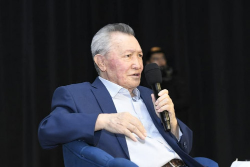 ابدىك ۇلىنىڭ ادەبيەت الەمى