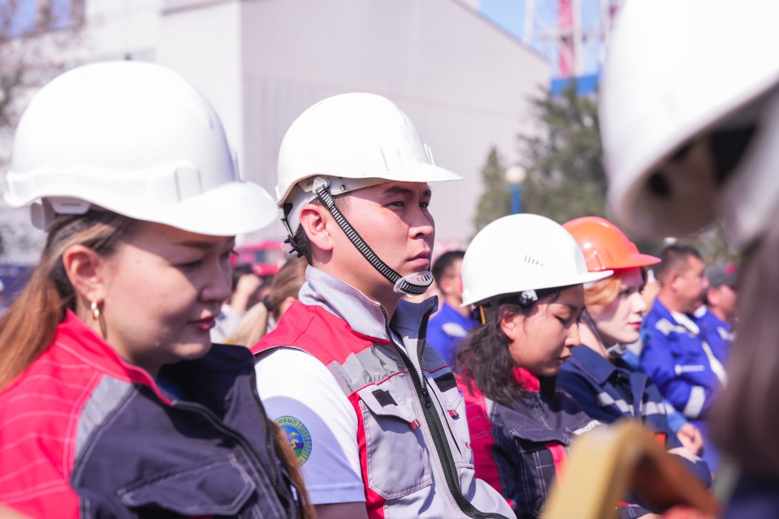 ەڭبەك ادامىنا قۇرمەت تولاستامايدى