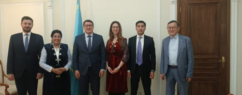 قازاقستان مەن اەحا بەيبىت اتوم سالاسىنداعى ىنتىماقتاستىقتى نىعايتىپ كەلەدى