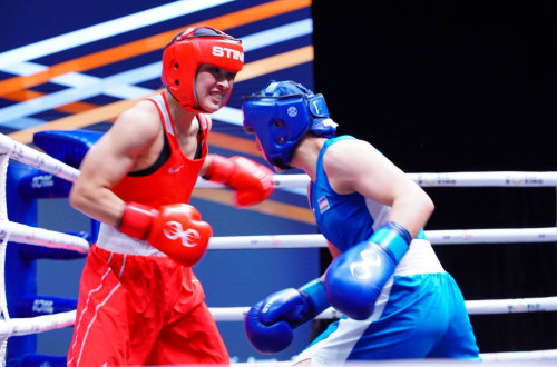 بوكسشى ەلينا بازاروۆا وزبەك قىزىنا ەسە جىبەردى