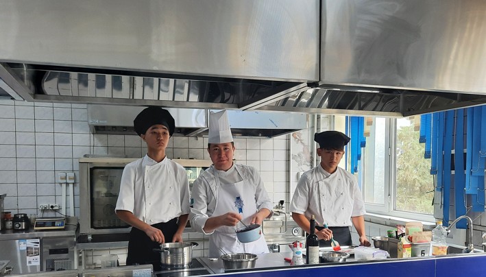 كاسىبي مامان كادەسىز قالمايدى