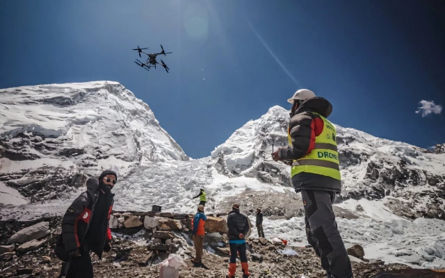 ەۆەرەست شىڭى دروندار ارقىلى قوقىستان تازارتىلادى