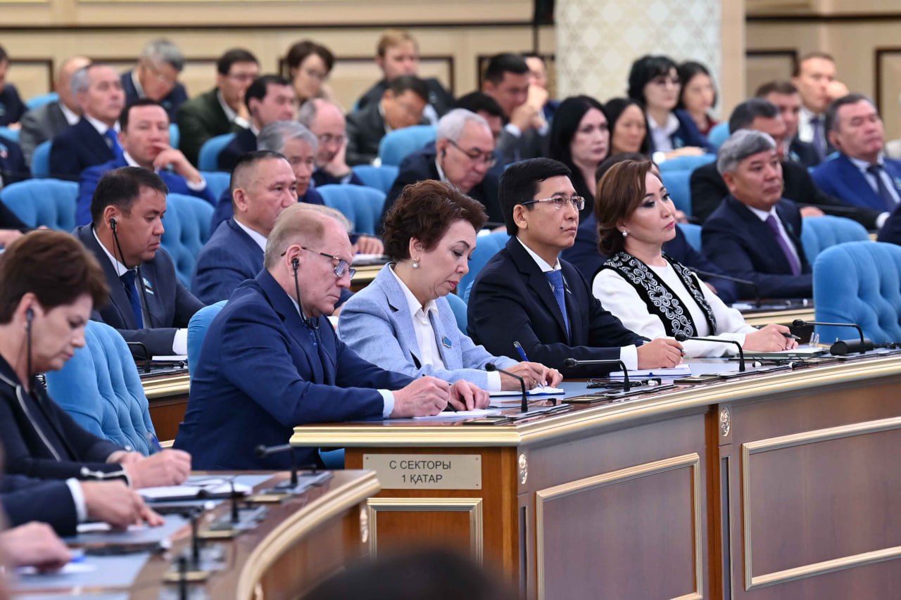 قوشانوۆ: بۇل قۇجات قازاقستاندى تسيفرلىق مەملەكەتكە اينالدىرۋدىڭ ستراتەگيالىق باعدارى