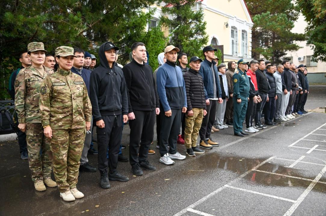 استانادا 90 اسكەري مىندەتتى ون كۇندىك  جيىنعا شاقىرىلدى