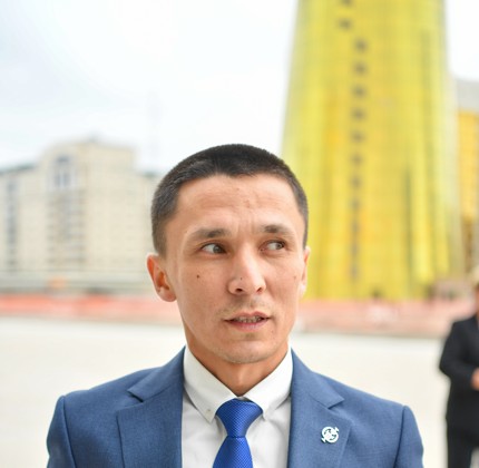 جاستارعا – سەنىم