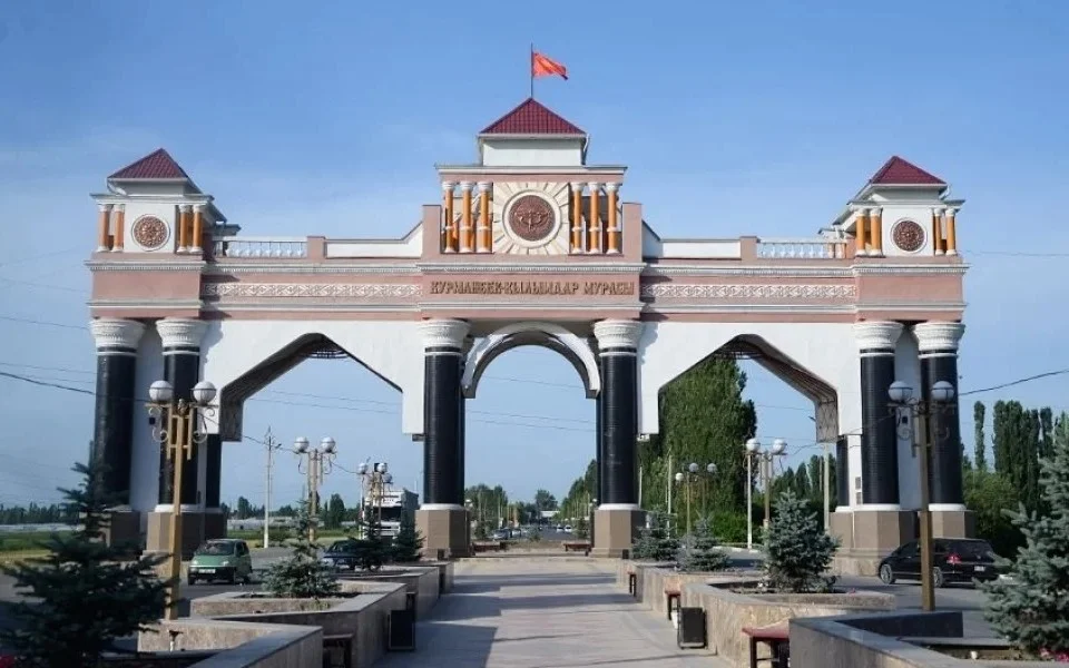 قىرعىزستانداعى جالال-اباد قالاسىنىڭ اتاۋى وزگەرەدى