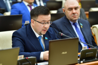 دەپۋتات پاۆلودار اۋەجايىن جوندەۋگە قوسىمشا قارجى ءبولۋدى سۇرادى