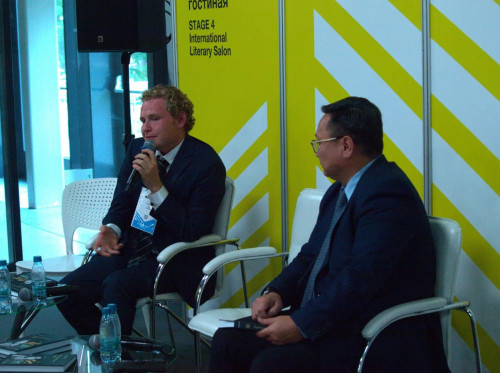 امان تولەەۆ ەسىمى ماسكەۋدە  ۇلىقتالدى