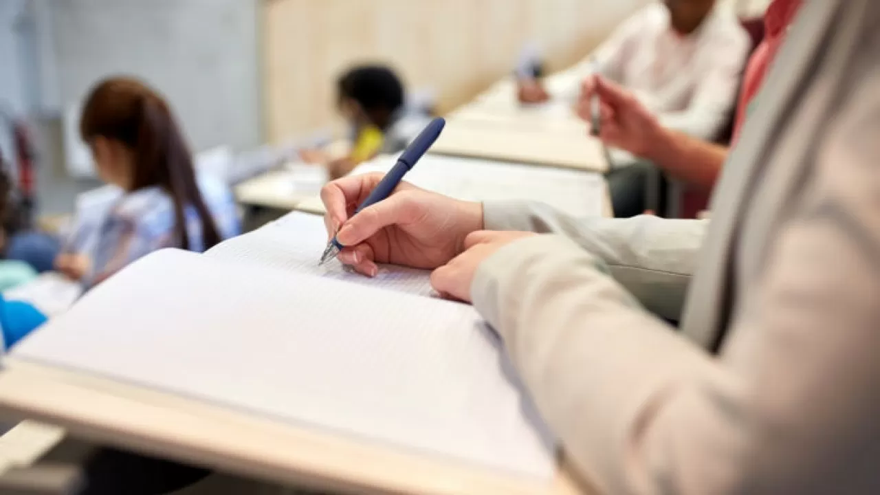 جاسوسپىرىمدەردىڭ 85%-ى ءوز ومىرىنە قاناعاتتانادى