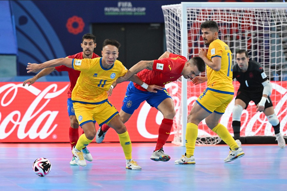 ازۋلى يتاليانى اۋىزدىقتاي الامىز با؟